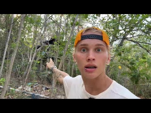 Видео: Даня Милохин / Danya Milokhin - irl стрим "Крайний день в Тае", 28.04.2024 г.