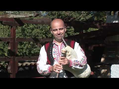 Видео: Клуб за автентичен фолклор  "Васила Вълчева", с.Калипетрово- Събрали ми са