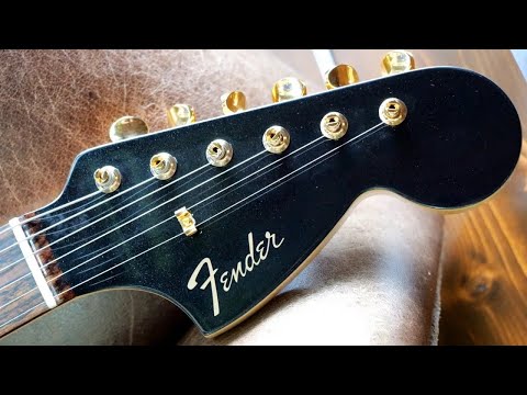 Видео: Вам ОБЯЗАТЕЛЬНО нужно увидеть это японское крыло! | Fender MIJ Traditional Black Pearl '60s Musta...