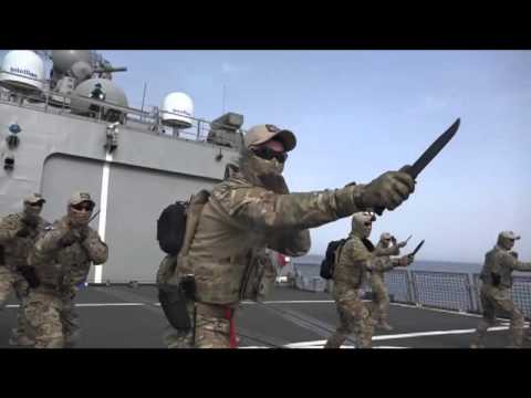Видео: MUSAT knife fight/МУСАТ ножевой бой.