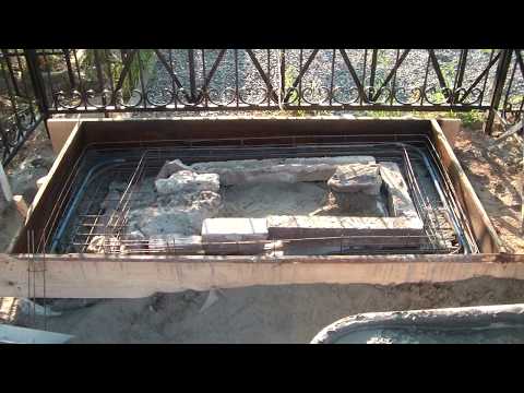 Видео: Установка опалубки под памятник Памятники в Брянске часть 1