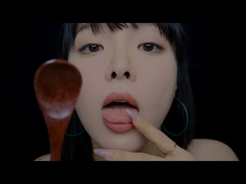 Видео: ASMR Едят тебя деревянной ложкой (без слов)