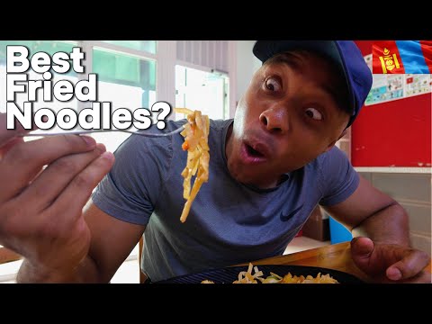 Видео: Почему в Улан-Баторе лучшая жареная лапша в мире! | Американский экспат в Монголии
