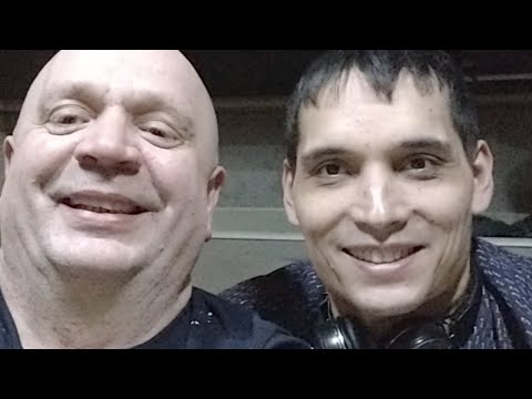 Видео: Прямой Эфир Поющего Дальнобойщика И Вячеслава Чена Из Кабины