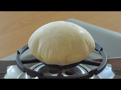 Видео: (Без духовки) Выпекайте хлеб прямо на огне! Рецепт домашнего питы