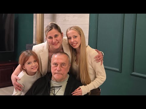 Видео: Папе 75!