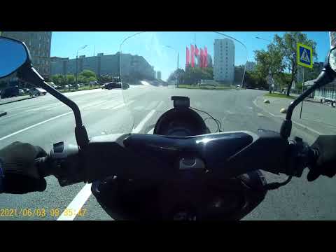 Видео: МотоБудни /Еду на работу на китайском скутере QUANTUM-50 (Реплика Yamaha Nmax)