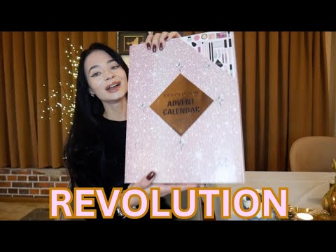 Видео: ОТВАРЯМ АДВЕНТ КАЛЕНДАРА НА REVOLUTION