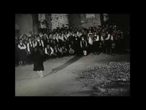 Видео: Архивни кадри от нестинарски танци в село Българи преди 50+ години