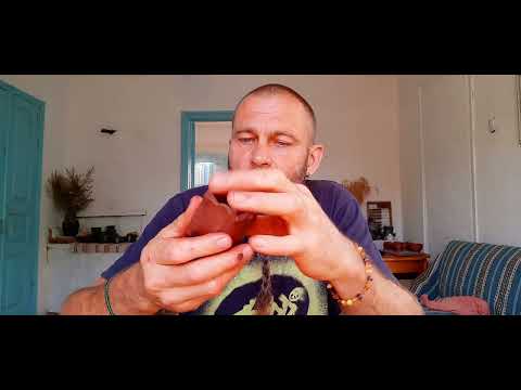 Видео: Как слепить окарину.