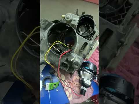 Видео: Установка Bi-Led модуля Aozoom A13 на Nissan Qashqai j10 2011г