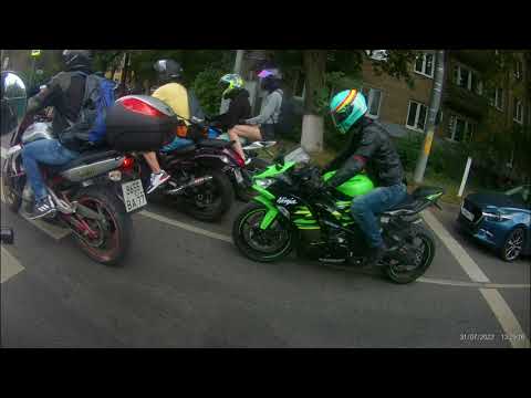 Видео: Honda CBF500 Едем купаться.