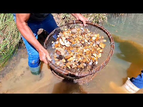 Видео: АЛМАЗ: ПРИЗНАКИ, УКАЗЫВАЮЩИЕ НА ТО, ЧТО ВЫ БЛИЗКО К НАЙДЕНИЮ КРУПНОГО КАМНЯ