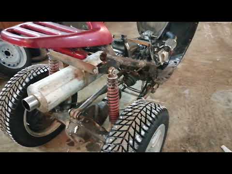 Видео: Такого вы ещё не встречали.Трайк из скутера и двигателя от мотоблока обзор конструкции