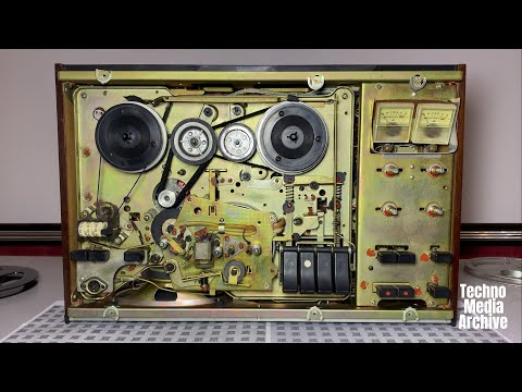 Видео: Магнитофон "Эльфа 201 Диктор" 1986 года выпуска в открытом виде