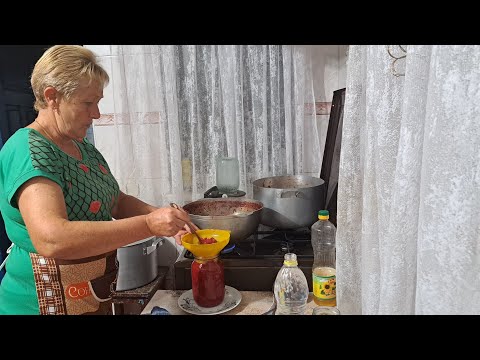 Видео: Без этой закатки в зиму не отправляйтесь! Аджика с винегретной свеклы