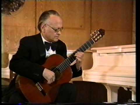 Видео: Yevgeny Larichev (guitar) - Евгений Ларичев - Концерт в ДМШ (1994)