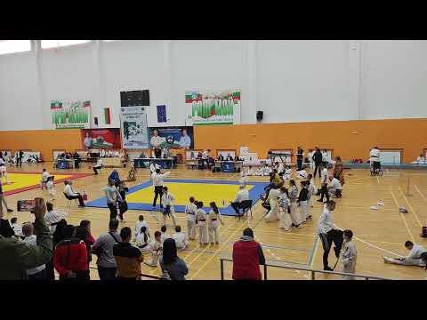 Видео: Края на първата среща в Горна Малина