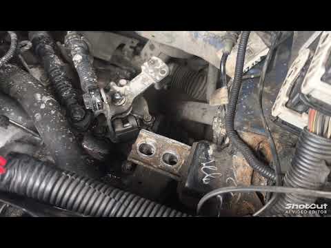 Видео: Лада Веста 2020 года 270000 км пробег . Странные стуки и вибрация из-за которых заменил всю ходовку 