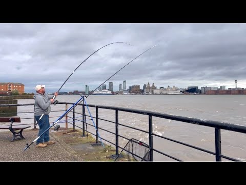 Видео: На могучей реке Мерси ОЧЕНЬ бурно!