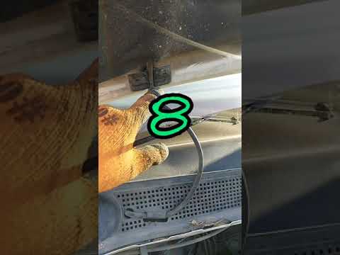 Видео: Замена насоса стеклоомывателя Renault Logan 2