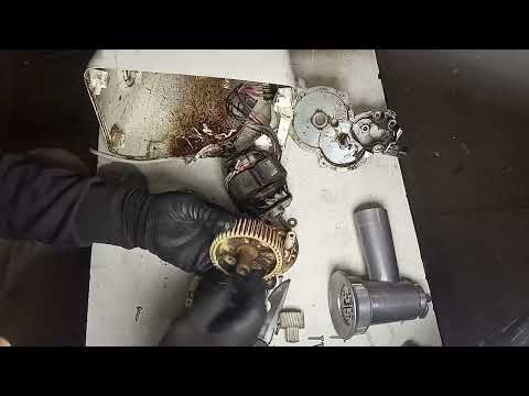 Видео: Ремонт электро мясорубки TEFAL