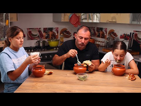 Видео: МЯСО С ОВОЩАМИ В ГОРШОЧКАХ.