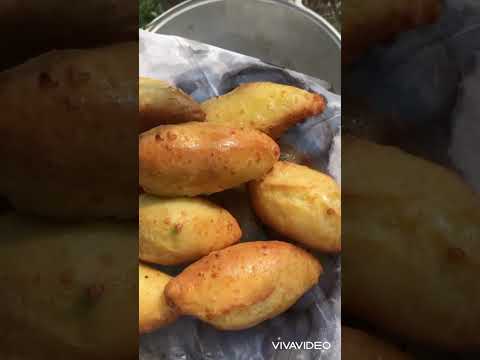 Видео: Ландыш Нигмәтҗанова бик тәмле пирожкилар пешерә😊😊😊