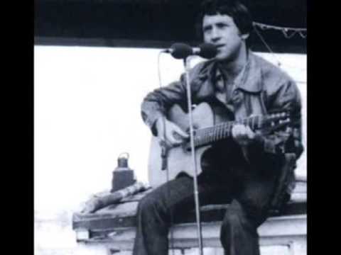 Видео: V.Vysotsky  "Мой друг уехал в Магадан" (другу И.Кохановскому)