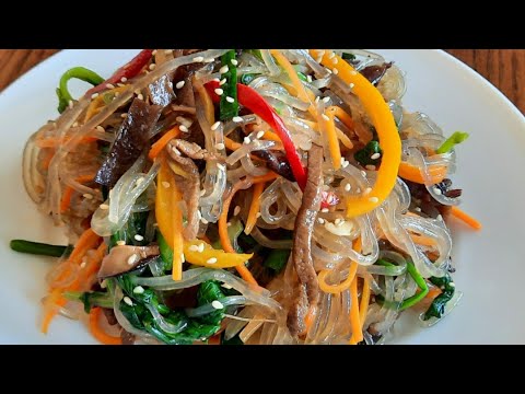 Видео: [설 특집 잡채 ] Чапчхе — классическое королевское блюдо корейской кухни Japchae