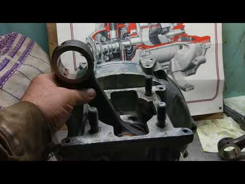 Видео: Tz-4k-14, двигатель1D90, Видеоинструкция №2  Центровка каленвале.