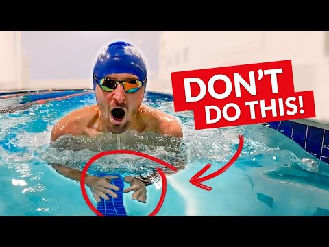 Видео: Как плавать брассом, не задыхаясь