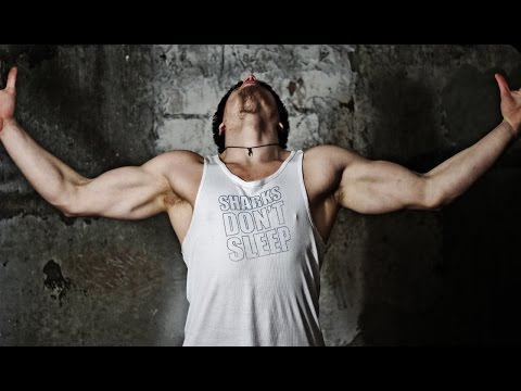 Видео: Как научиться делать сальто назад Backflip Tutorial