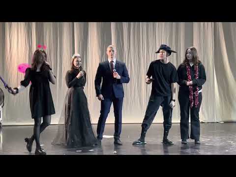 Видео: Предновогодняя концертная программа. ИГиП, 1 курс, 20.12.2022. +СУБТИТРЫ.