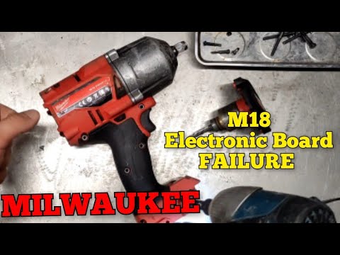 Видео: Ремонт ударного гайковерта Milwaukee M18. Проблема с электронной платой. Не удалось.