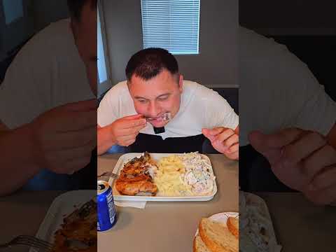 Видео: Картошка , курица мукбанг вкусно.....