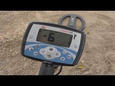 Видео: Как звучат полезные цели в металлоискателе Minelab X Terra 705