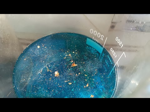 Видео: Отделяне на позлата от платки с лимонтозу