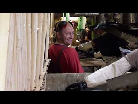 Видео: Передаем привет жене: "Любимая, скоро домой"  Рыбак это дважды моряк. Видео Юрия Мохленко ХМК РП