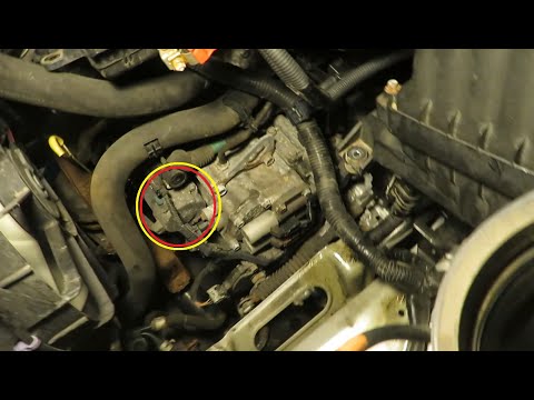 Видео: Как заменить стартер Honda 3.5L V6 Pilot, Odyssey, Acura и другие