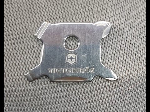 Видео: Микро Отвертка Victorinox Swissсard Quattro A.7235. Размер с монету, 4 отвертки в одной.