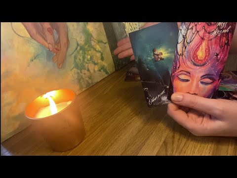 Видео: Вы только коллеги. Что он чувствует к вам? Служебный роман | Таро