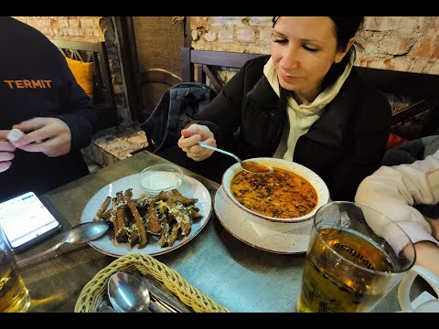 Видео: Минск. Раскрученное кафе у Янки. Цены, меню, обзор.