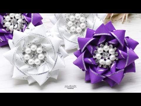 Видео: Нарядные бантики резинки Канзаши МК Cute Bows Kanzashi DIY