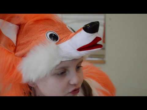 Видео: Инсценировка сказки В. Г. Сутеева "Под грибом"