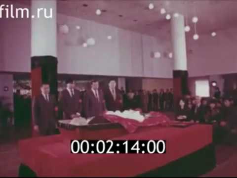 Видео: Похороны Ильяс Есенберлина, 1983 год (Ілияс Есенберлин)