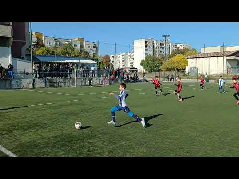 Видео: ПФК Локомотив vs ФК Карлово (второ полувреме)