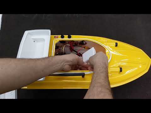 Видео: Жёлтый Скат 3 с эхолотом .