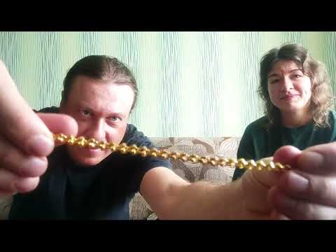 Видео: Оля розпаковує посилки з Укрпошти.