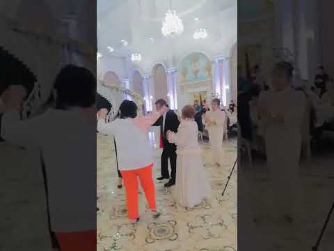 Видео: Алматы тойы.Сәндібай досымыздың тойы #алматы  #singing #classmates #кластастар #достар